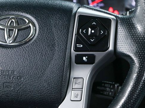 Used 2023 Toyota 4Runner SR5 Premium w/ Moonroof Package AWD/4WD image 15