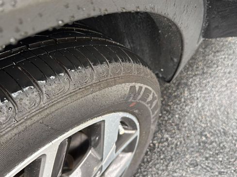 Used 2021 Kia Sportage EX image 36