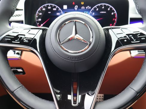 New 2025 Mercedes-Benz S 580 4MATIC Sedan image 25