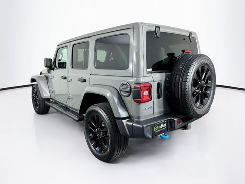 Used 2023 Jeep Wrangler Unlimited Sahara w/ Cold Weather Group AWD/4WD image 5