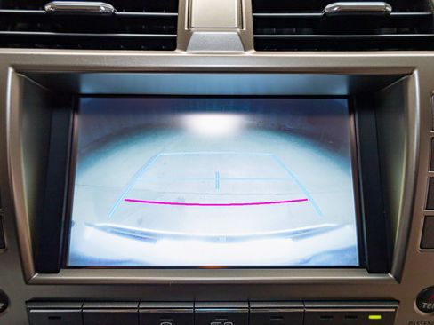 Used 2018 Lexus GX 460 image 18