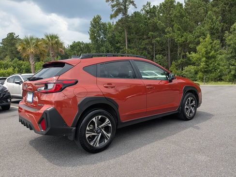 Used 2024 Subaru Crosstrek 2.0i Premium AWD/4WD image 4
