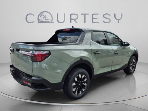 New 2027 Hyundai Santa Cruz SE FWD image 5