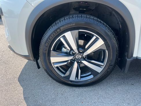 Used 2021 Nissan Rogue SL w/ Premium Package FWD image 28