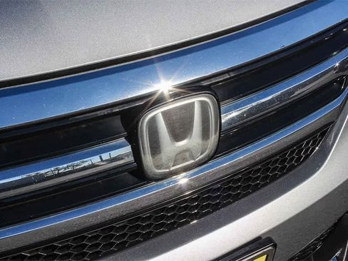 Used 2017 Honda Pilot Elite image 56