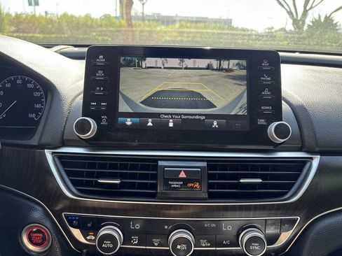 Used 2020 Honda Accord Touring image 23