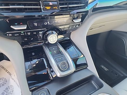 Certified 2026 Acura MDX w/ Technology Package image 22