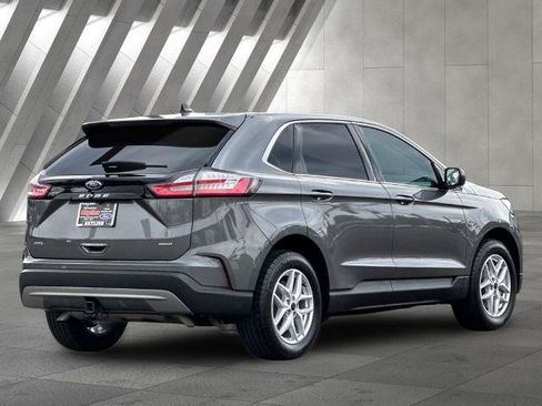 Certified 2024 Ford Edge SEL w/ Convenience Package AWD/4WD image 3