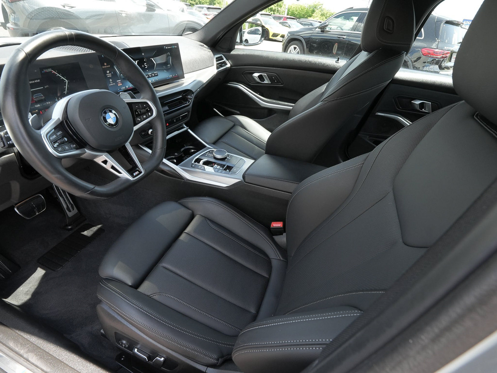 Used 2026 BMW 330i xDrive Sedan AWD/4WD image 16
