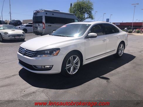 Used 2013 Volkswagen Passat TDI SEL Premium FWD image 4