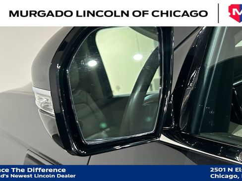 Used 2023 Lincoln Navigator Reserve AWD/4WD image 16