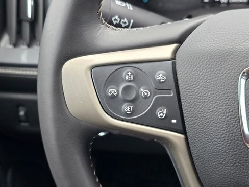 Used 2022 GMC Canyon Denali w/ Denali Black Edition Package AWD/4WD image 19