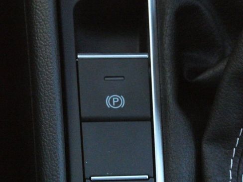 New 2026 Volkswagen Jetta Sport FWD image 16