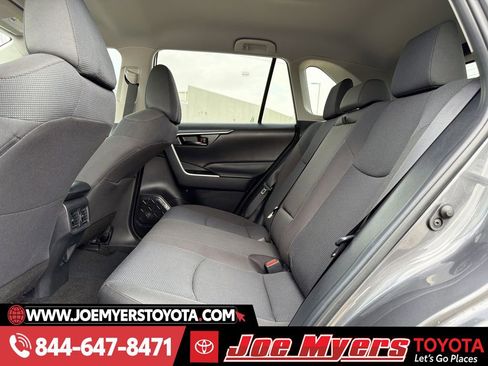 Used 2025 Toyota RAV4 LE image 27