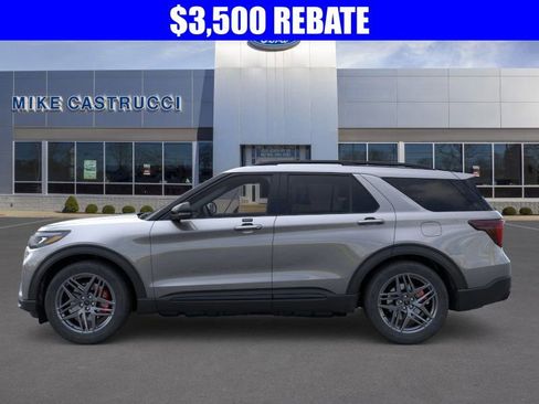 New 2026 Ford Explorer ST image 4