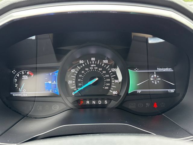 Used 2017 Ford Edge Titanium w/ Equipment Group 301A AWD/4WD image 17