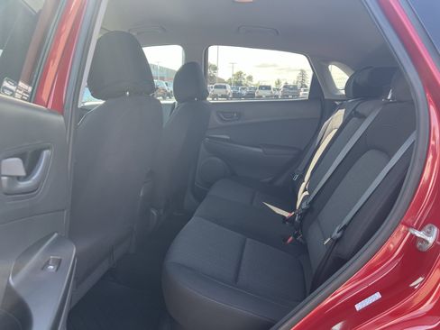 Used 2022 Hyundai Kona SEL image 19