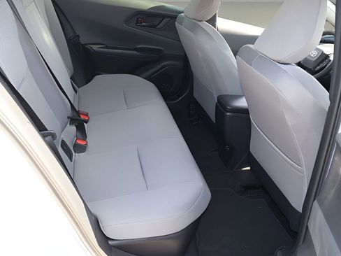 New 2026 Toyota Prius LE image 17