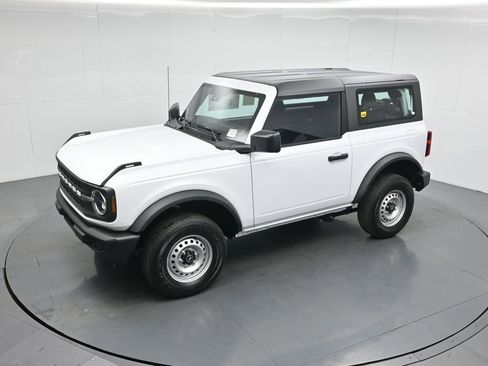 New 2025 Ford Bronco 2-Door image 38