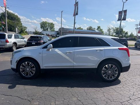 Used 2017 Cadillac XT5 Premium Luxury AWD/4WD image 4