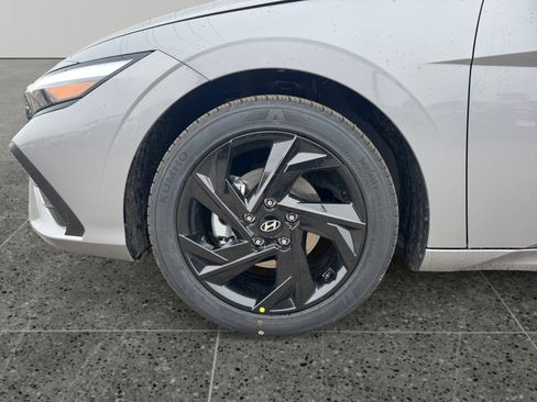 New 2026 Hyundai Elantra Sport FWD image 14