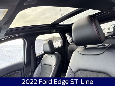Used 2022 Ford Edge ST-Line w/ Class II Trailer Tow Package image 18