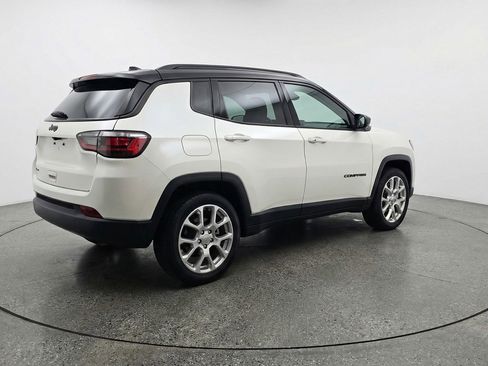 Used 2025 Jeep Compass Limited AWD/4WD image 9