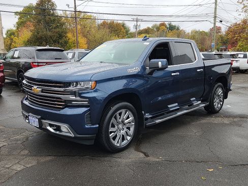 Used 2019 Chevrolet Silverado 1500 High Country w/ High Country Premium Package image 3