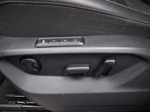 Used 2019 Volkswagen Atlas SEL Premium image 19