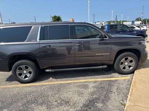 Used 2017 Chevrolet Suburban LT AWD/4WD image 6