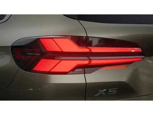 New 2026 BMW X5 sDrive40i w/ Climate Comfort Package RWD image 8