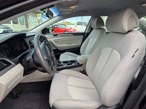 Used 2016 Hyundai Sonata SE FWD image 13