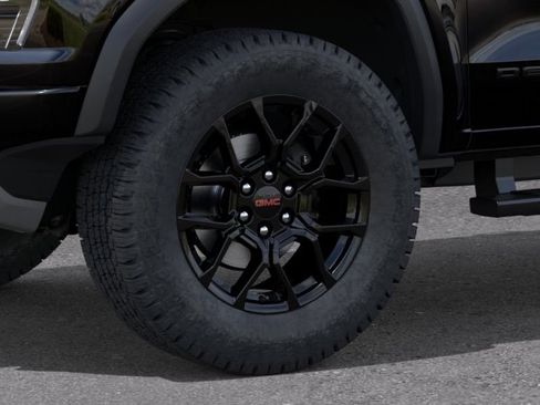 Used 2026 GMC Canyon Denali w/ LPO, Denali Black Edition AWD/4WD image 10