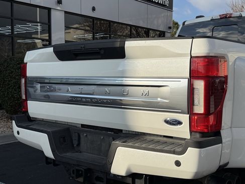 Used 2020 Ford F450 Platinum w/ FX4 Off-Road Package image 33
