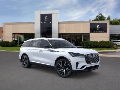 New 2025 Lincoln Aviator Reserve w/ Equipment Group 201A image 7