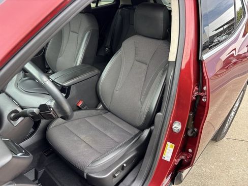 Used 2023 Buick Envision Preferred FWD image 19