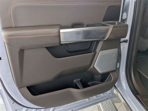 Used 2024 Ford F350 King Ranch w/ Chrome Package image 30