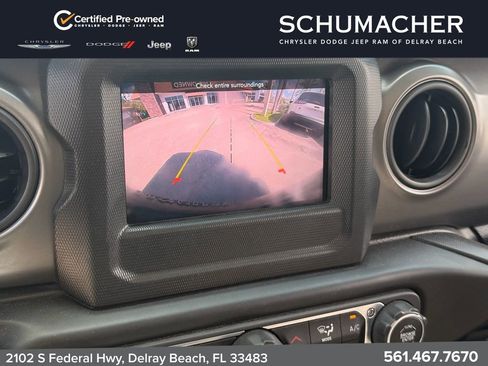 Certified 2022 Jeep Wrangler Unlimited Sport AWD/4WD image 18