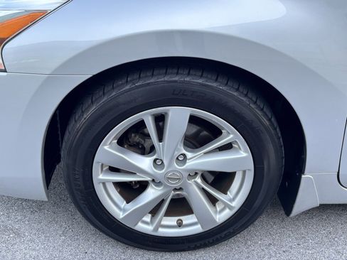Used 2014 Nissan Altima 2.5 SL w/ Technology Package image 9