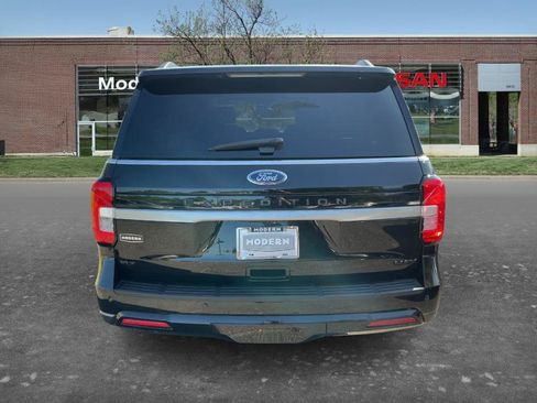 Used 2022 Ford Expedition Max XLT AWD/4WD image 3