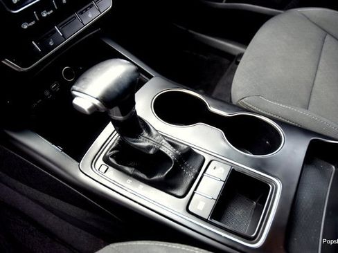 Used 2020 Kia Sorento S image 8