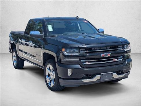Used 2016 Chevrolet Silverado 1500 LTZ Z71 w/ LTZ Plus Package AWD/4WD image 3