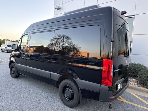 Certified 2024 Mercedes-Benz Sprinter 2500 image 7