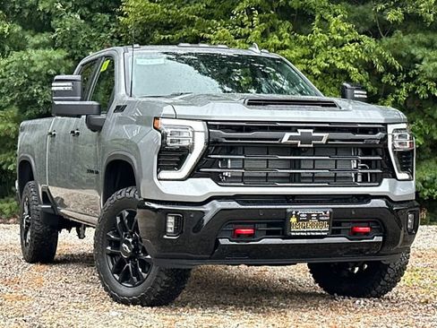 New 2026 Chevrolet Silverado 3500 LTZ w/ LTZ Plus Package AWD/4WD image 2