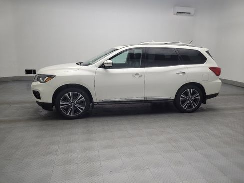 Used 2017 Nissan Pathfinder Platinum w/ Family Entertainment Package image 2