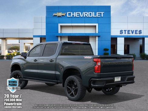 New 2026 Chevrolet Silverado 1500 Custom Trail Boss w/ LPO, Dark Essentials Package image 3