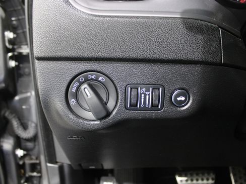 Used 2023 Dodge Charger R/T w/ Blacktop Package image 7