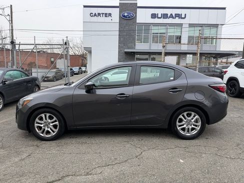Used 2016 Scion iA image 4