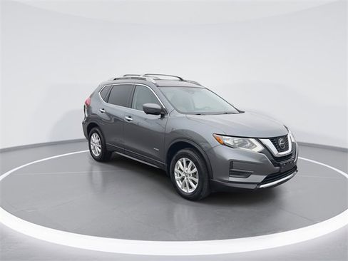 Used 2019 Nissan Rogue SV w/ Premium Package image 2