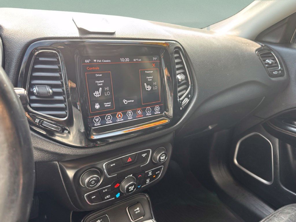 Used 2019 Jeep Compass Limited FWD image 11